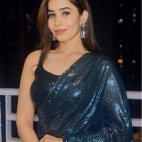 Roshni singh